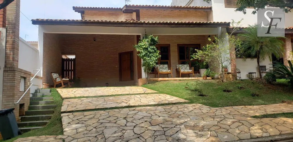 Sobrado, 4 quartos, 210 m² - Foto 1