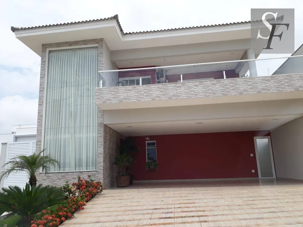 Sobrado, 3 quartos, 318 m² - Foto 1