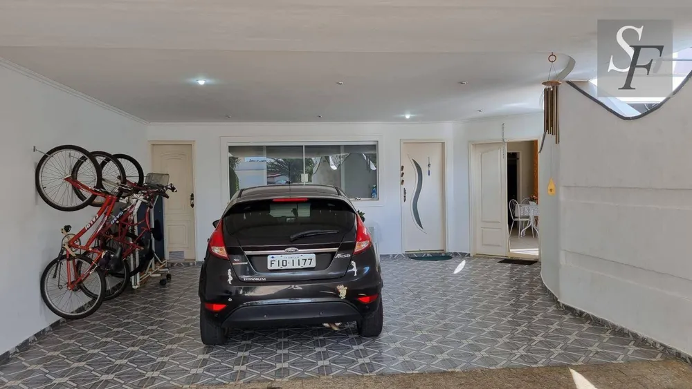 Sobrado, 3 quartos, 317 m² - Foto 2