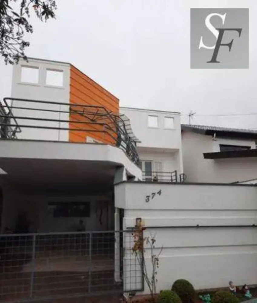 Sobrado, 3 quartos, 317 m² - Foto 1