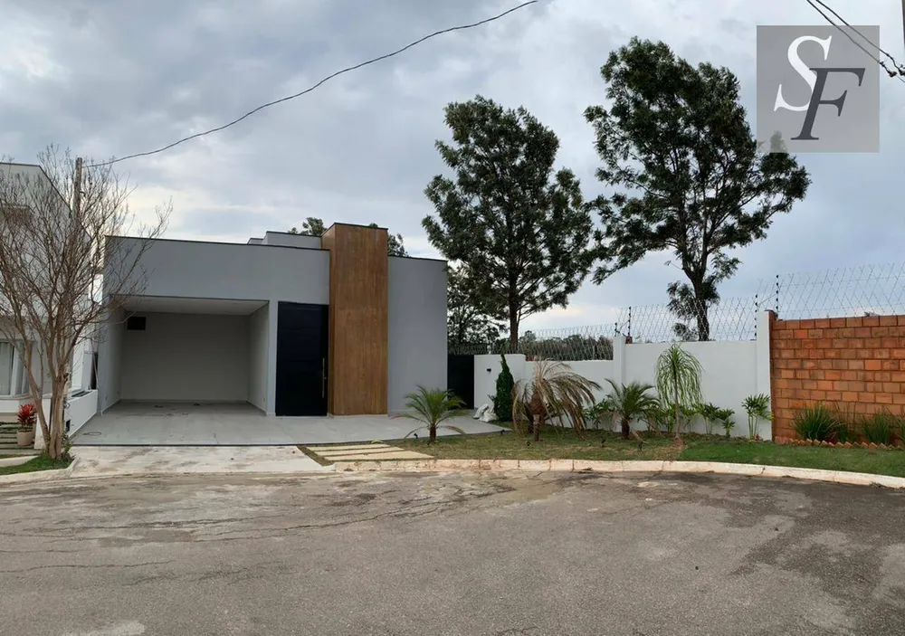 Sobrado, 3 quartos, 295 m² - Foto 1