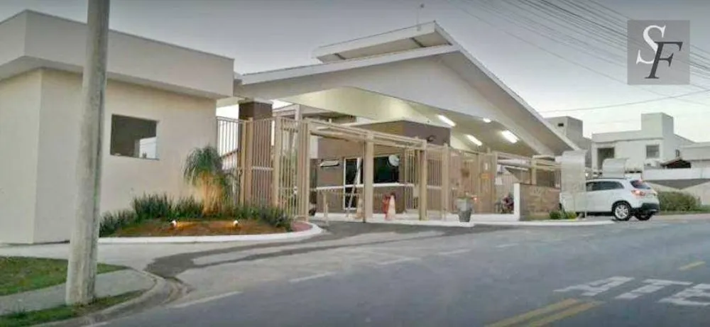 Sobrado, 6 quartos, 250 m² - Foto 1