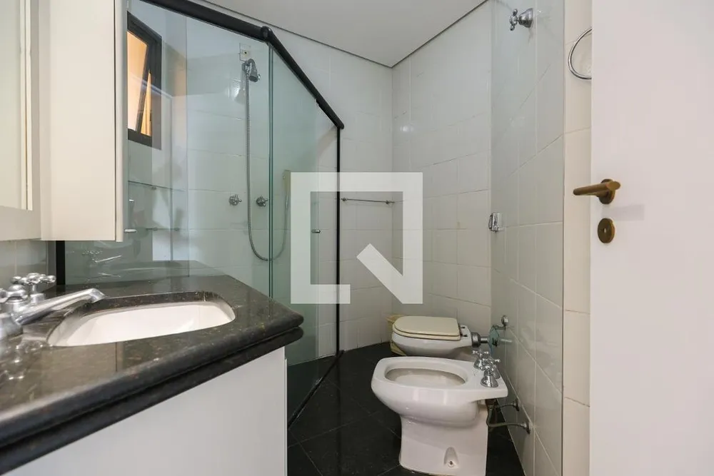 Apartamento, 3 quartos, 242 m² - Foto 2