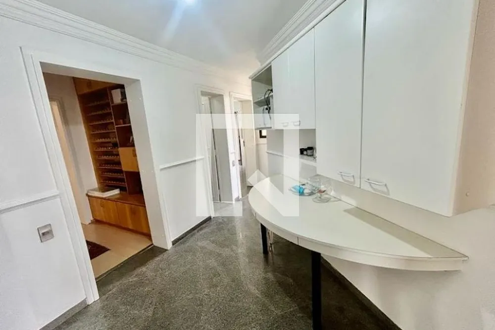 Apartamento, 3 quartos, 242 m² - Foto 3
