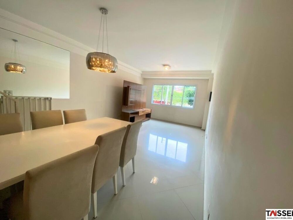 Casa, 3 quartos, 129 m² - Foto 1