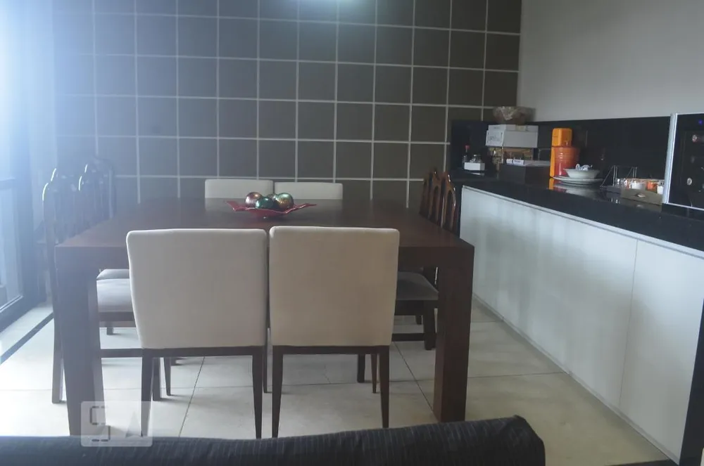 Apartamento, 3 quartos, 190 m² - Foto 1