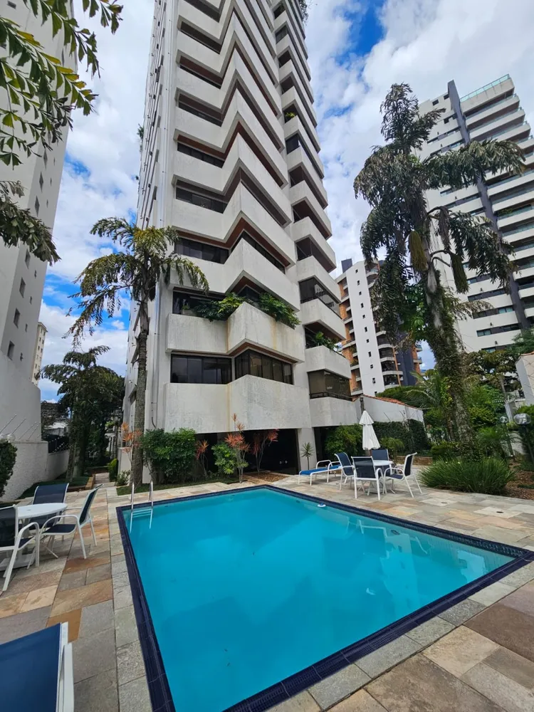 Apartamento, 3 quartos, 384 m² - Foto 1