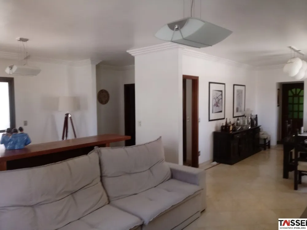 Apartamento, 4 quartos, 210 m² - Foto 1
