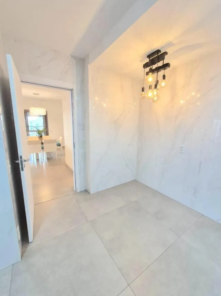 Apartamento, 3 quartos, 160 m² - Foto 1
