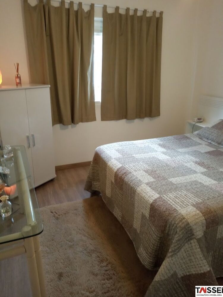 Casa à venda com 3 quartos, 165m² - Foto 4