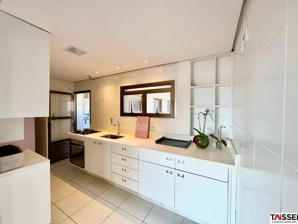 Cobertura, 3 quartos, 223 m² - Foto 13