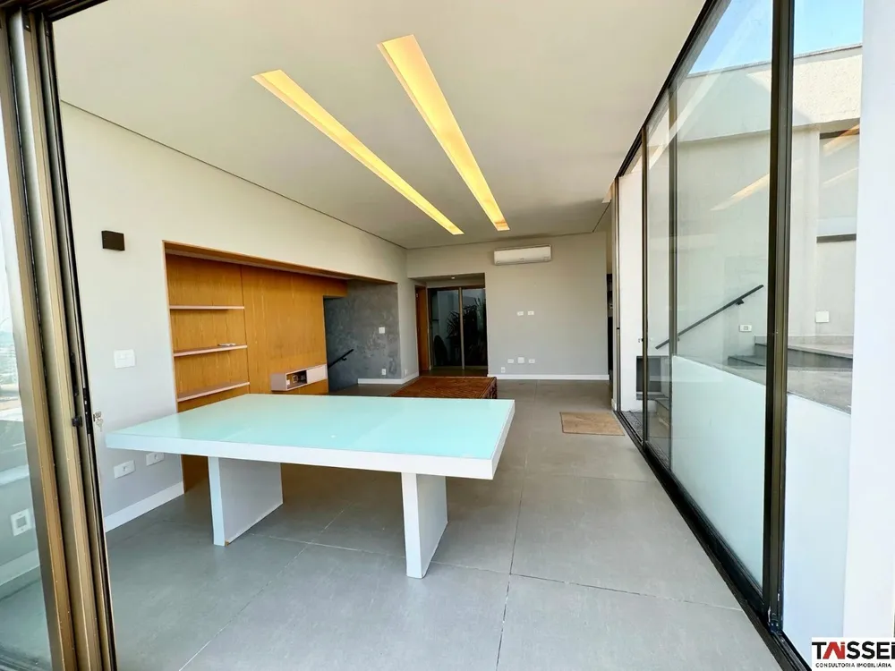 Cobertura, 3 quartos, 223 m² - Foto 5