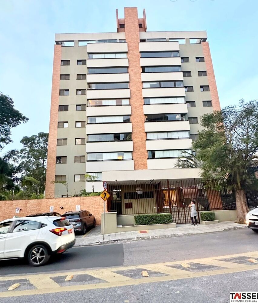 Cobertura, 3 quartos, 223 m² - Foto 2
