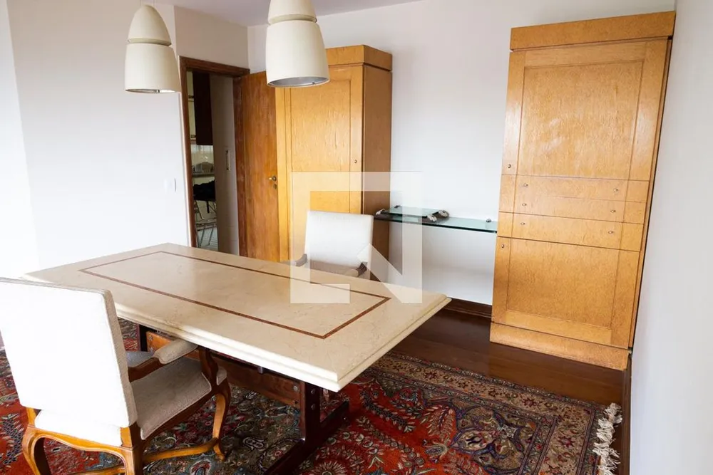 Apartamento, 3 quartos, 180 m² - Foto 1