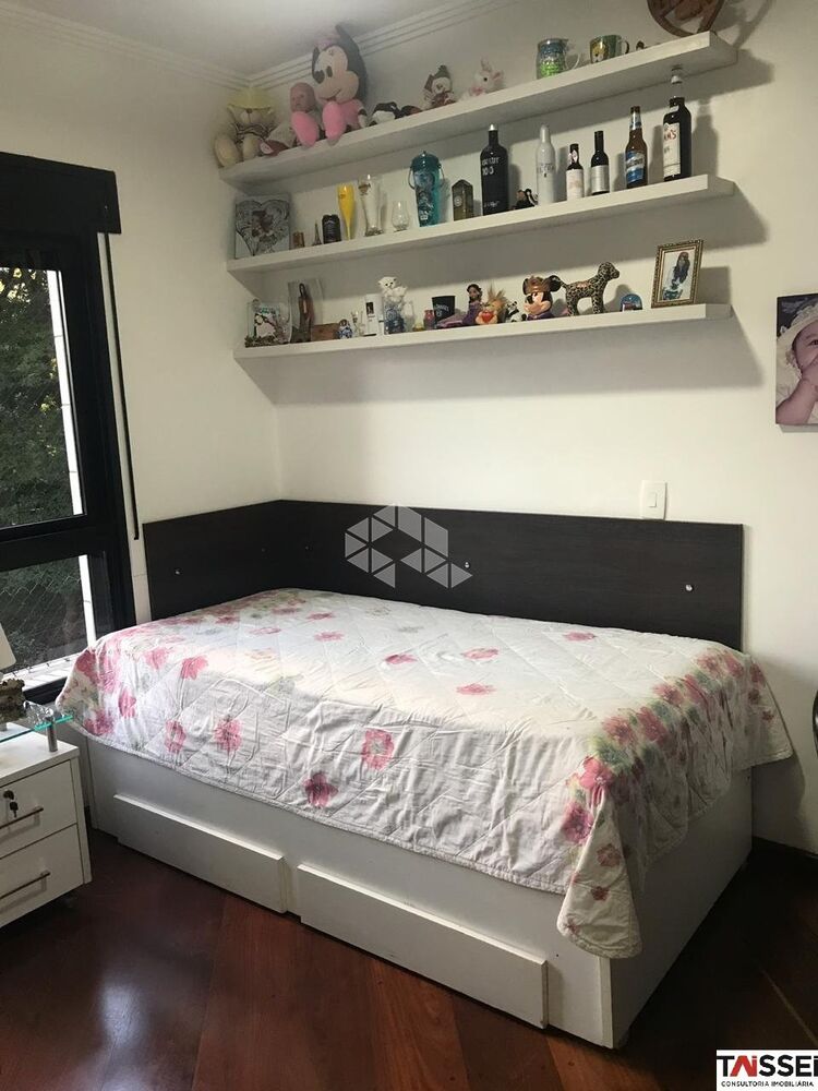 Apartamento, 4 quartos, 230 m² - Foto 1