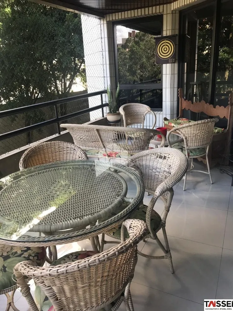 Apartamento, 4 quartos, 230 m² - Foto 8