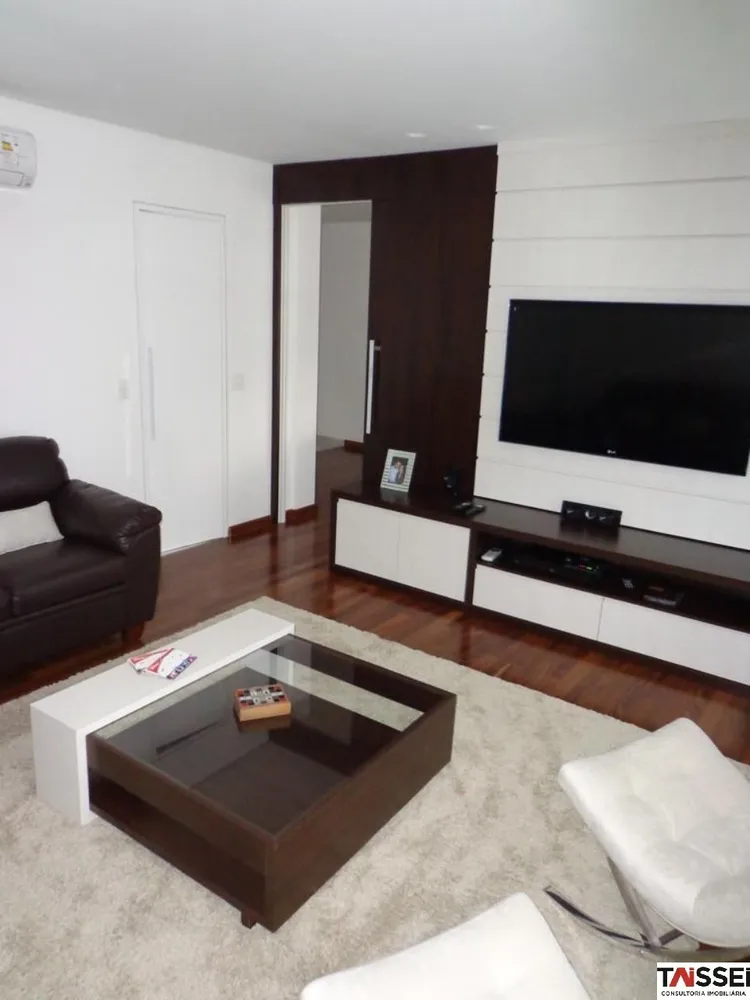 Apartamento, 3 quartos, 140 m² - Foto 1