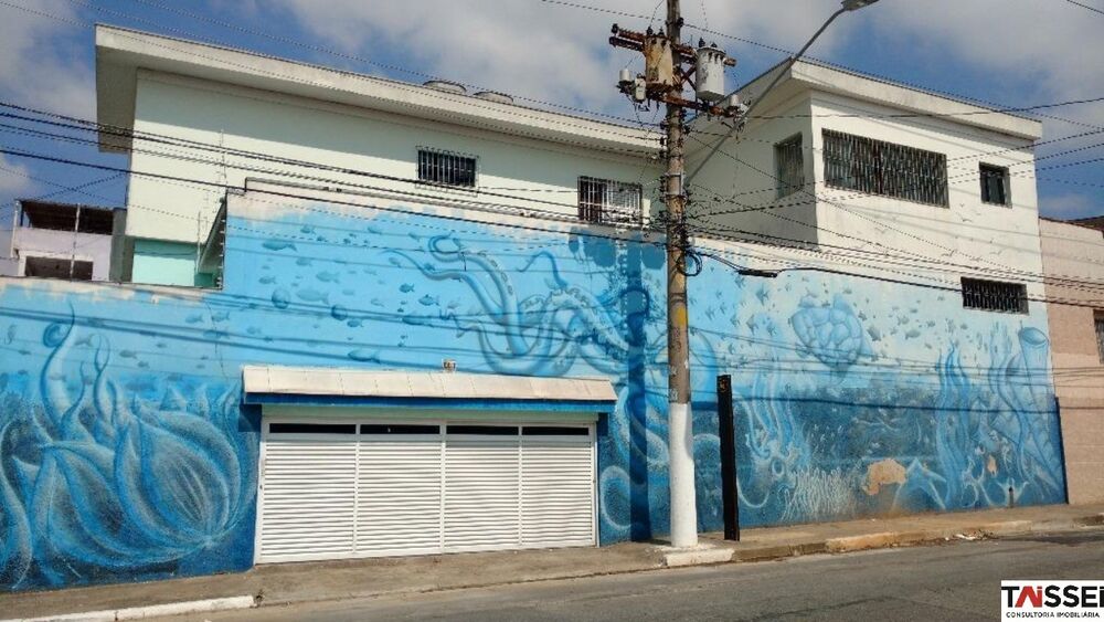 Casa à venda com 3 quartos, 200m² - Foto 2