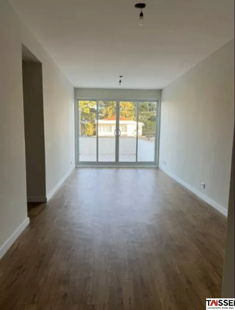 Apartamento à venda com 2 quartos, 71m² - Foto 4