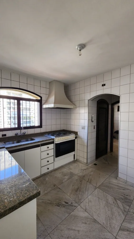 Apartamento, 3 quartos, 248 m² - Foto 8