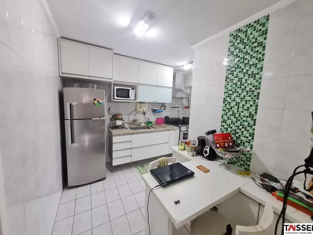 Apartamento à venda com 2 quartos, 64m² - Foto 8