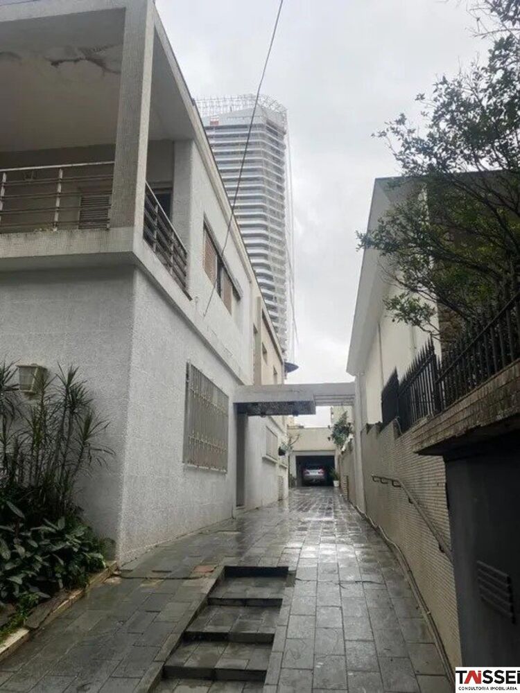 Casa, 4 quartos, 525 m² - Foto 1