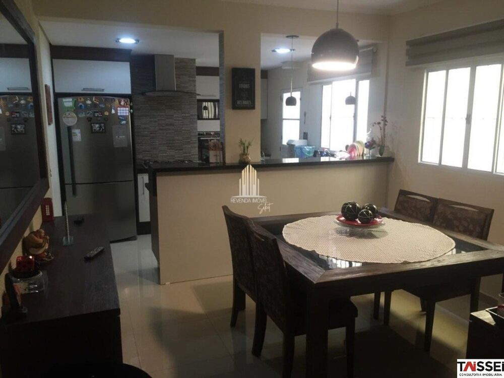 Casa, 3 quartos, 260 m² - Foto 1