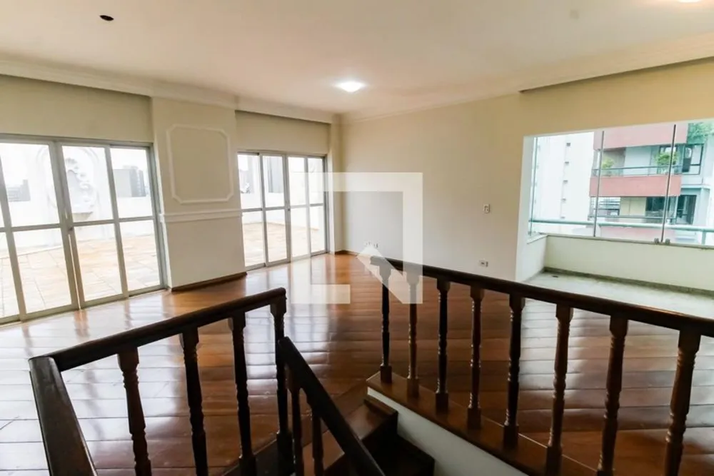 Cobertura, 3 quartos, 246 m² - Foto 2