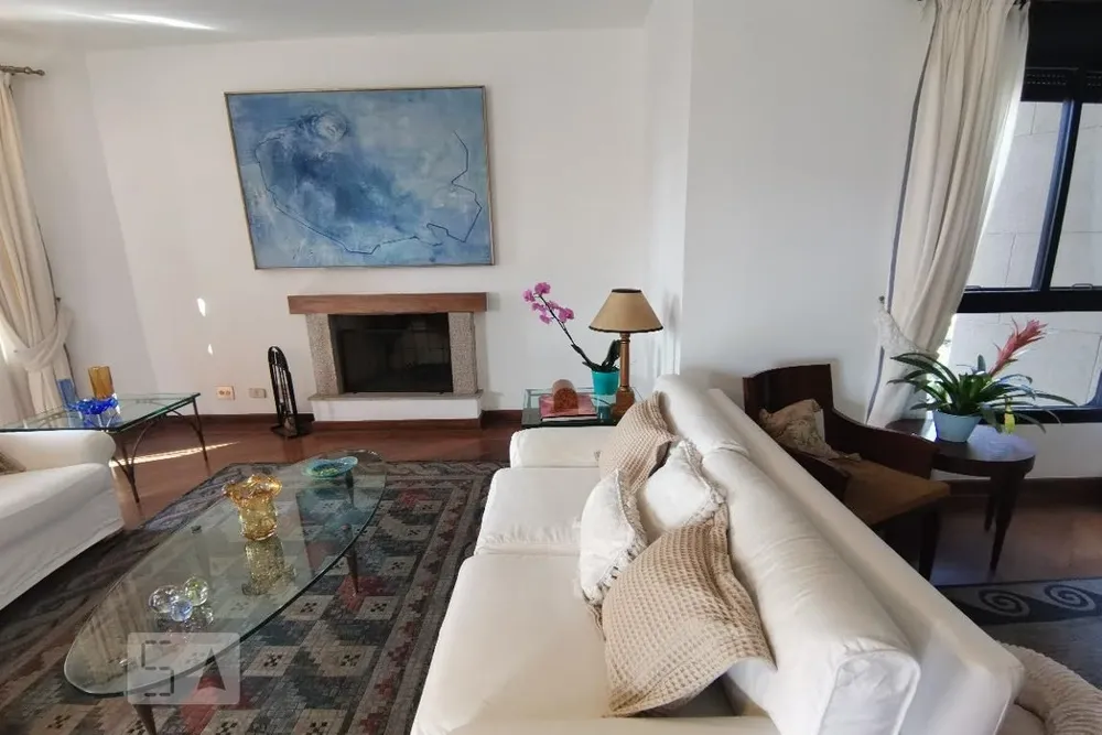 Apartamento, 3 quartos, 250 m² - Foto 1