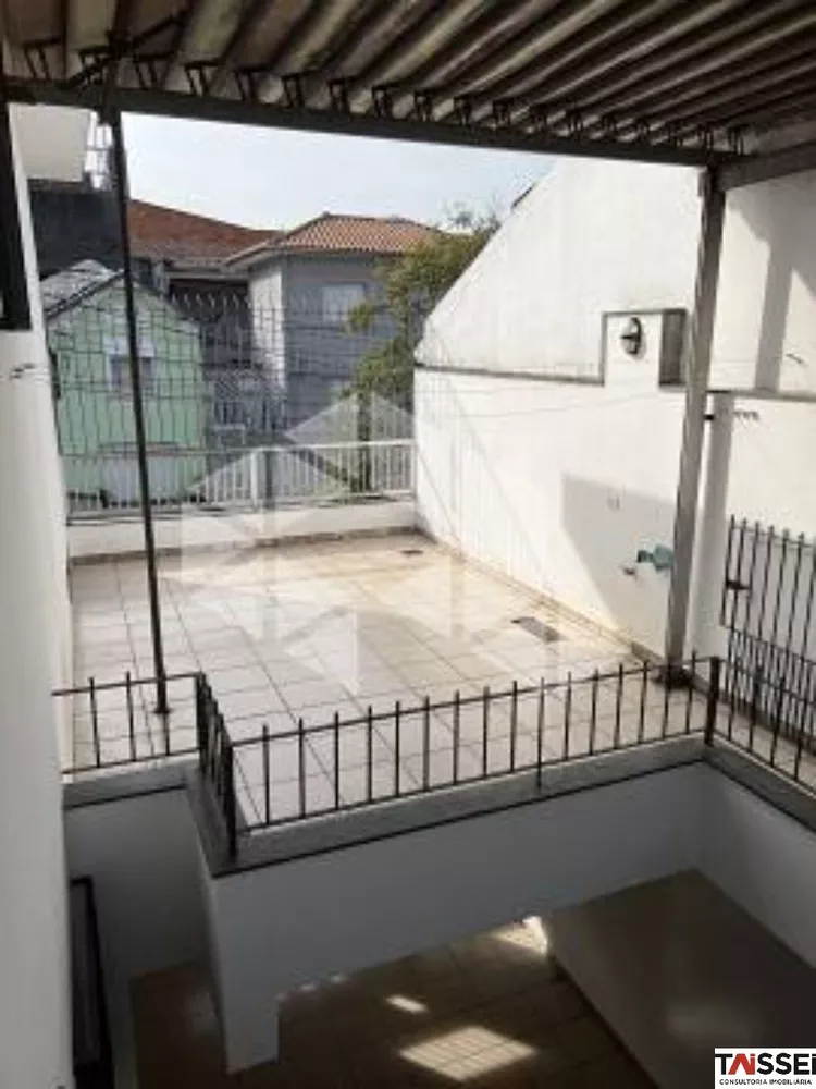 Casa à venda com 2 quartos, 161m² - Foto 2