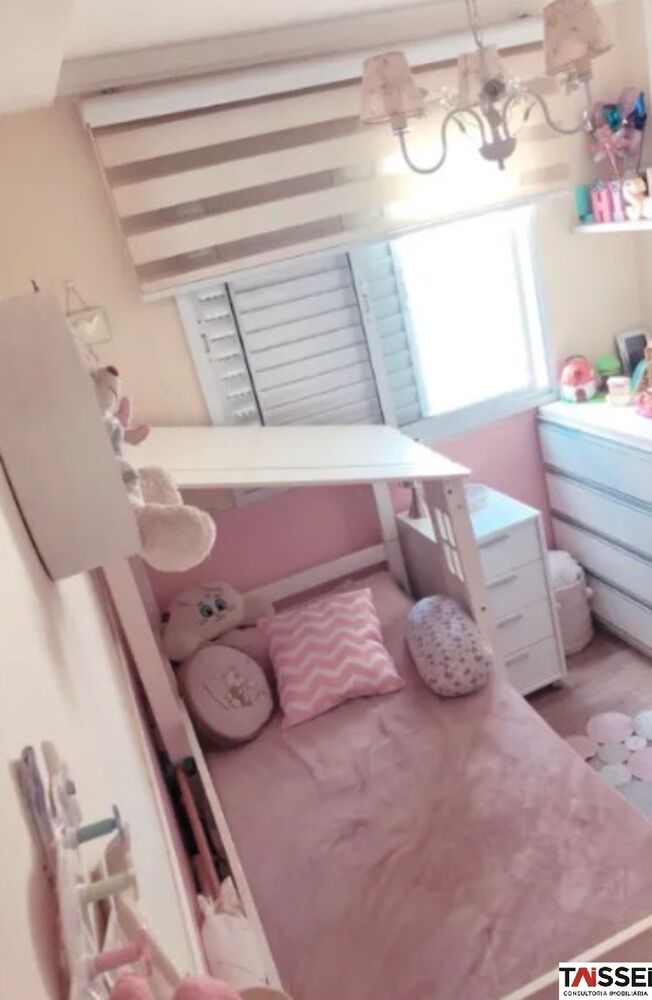 Apartamento à venda com 2 quartos, 60m² - Foto 1