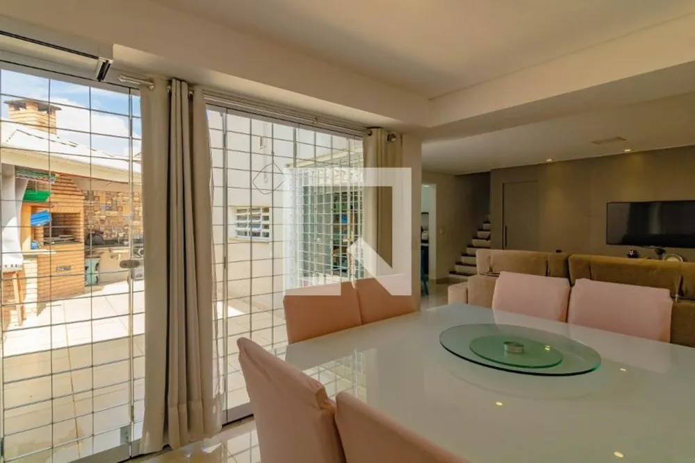 Casa, 3 quartos, 160 m² - Foto 2
