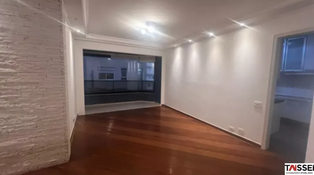 Apartamento à venda com 3 quartos, 116m² - Foto 1