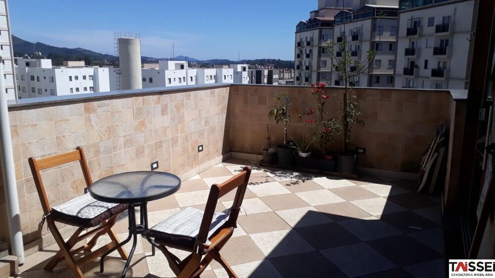 Cobertura à venda com 2 quartos, 92m² - Foto 1