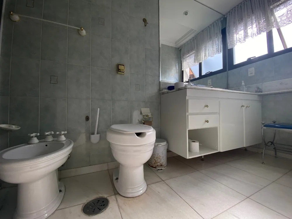 Apartamento, 4 quartos, 223 m² - Foto 2