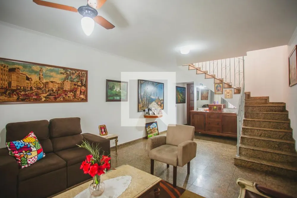 Casa, 3 quartos, 264 m² - Foto 1