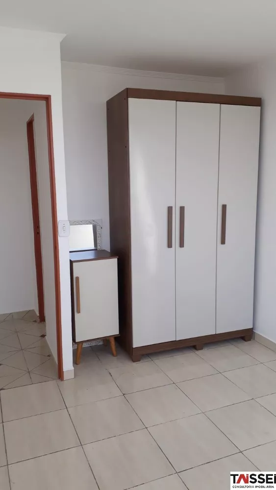 Apartamento à venda com 3 quartos, 77m² - Foto 3