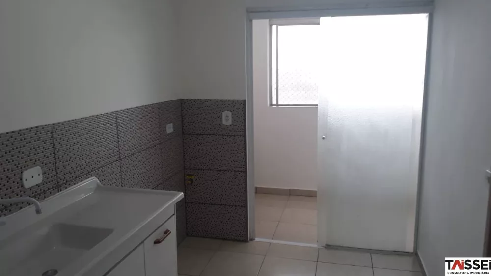 Apartamento à venda com 3 quartos, 77m² - Foto 7