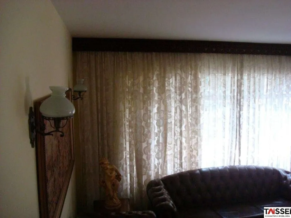 Casa, 3 quartos, 180 m² - Foto 1