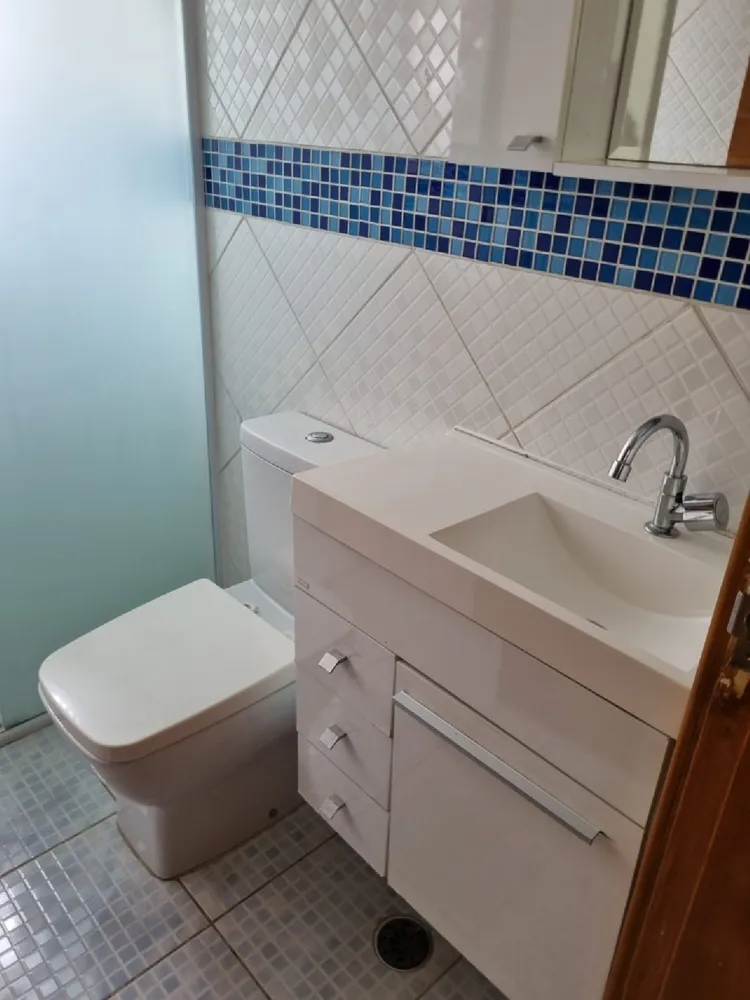 Casa, 4 quartos, 179 m² - Foto 1