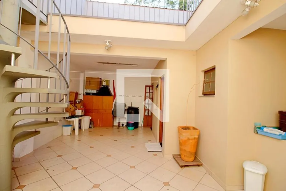 Casa, 3 quartos, 219 m² - Foto 4