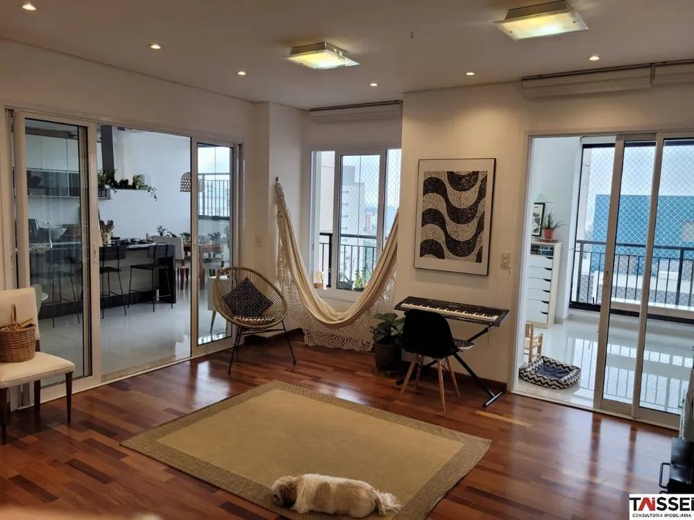 Apartamento, 3 quartos, 131 m² - Foto 2