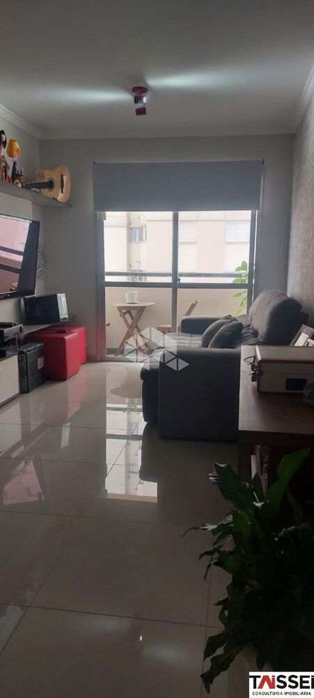 Apartamento à venda com 3 quartos, 75m² - Foto 4
