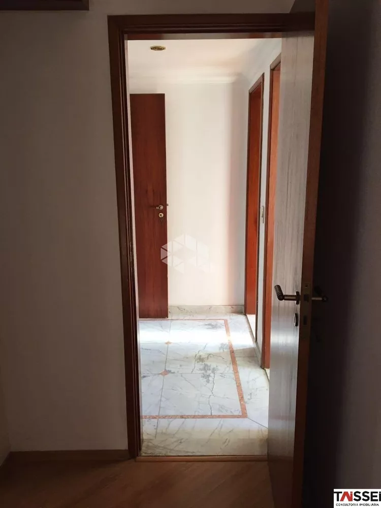 Apartamento à venda com 3 quartos, 124m² - Foto 9