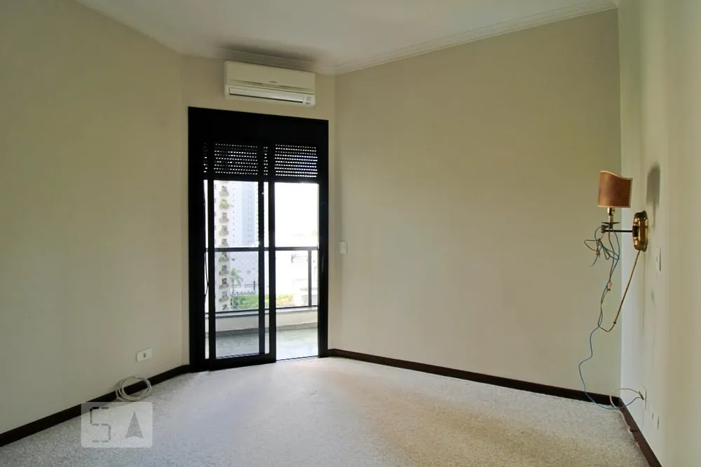 Apartamento, 3 quartos, 240 m² - Foto 4