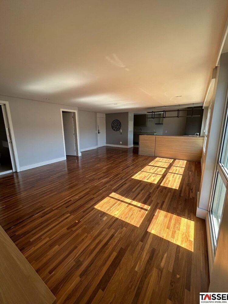 Apartamento à venda com 2 quartos, 120m² - Foto 4