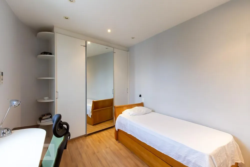 Apartamento, 3 quartos, 220 m² - Foto 1