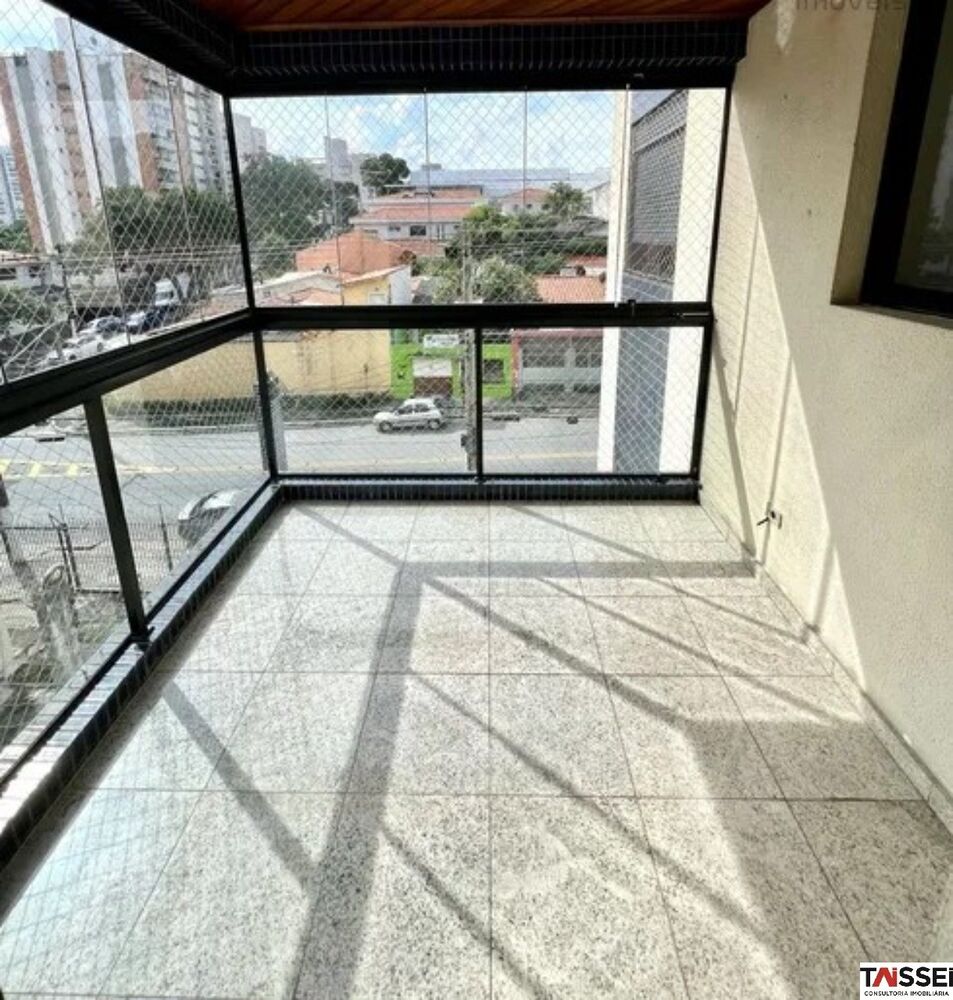 Apartamento para alugar com 3 quartos, 164m² - Foto 2