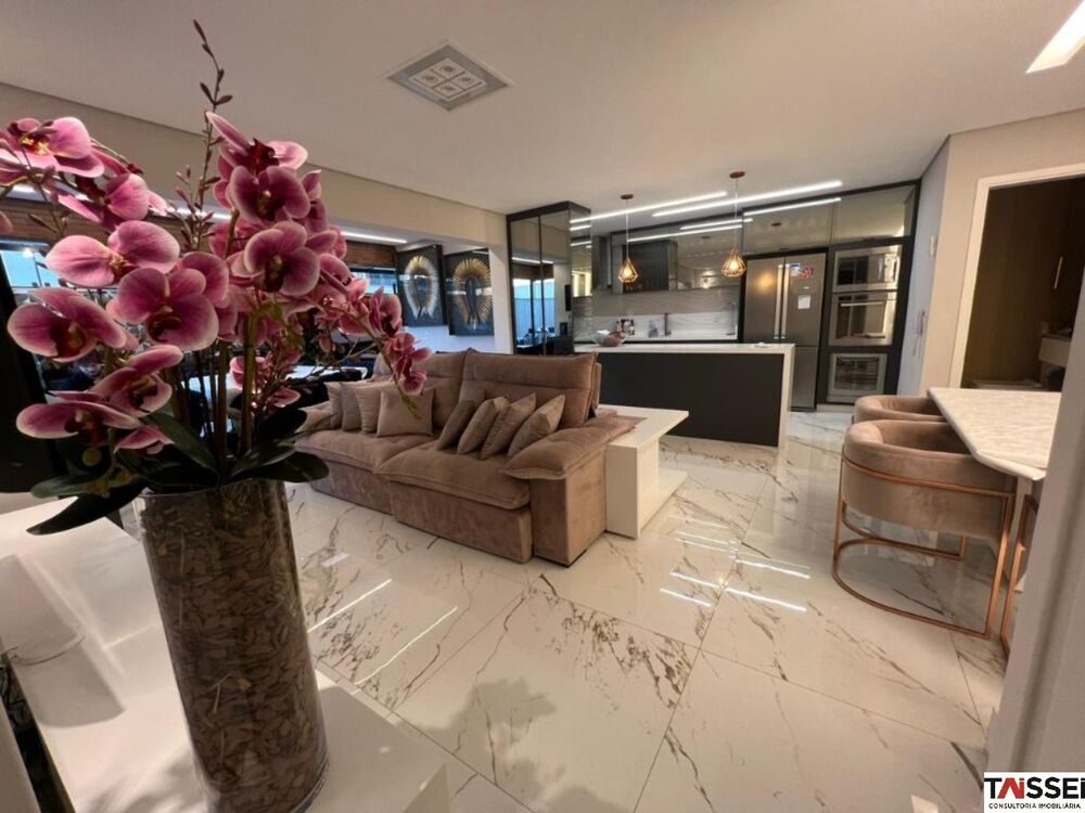 Apartamento, 3 quartos, 185 m² - Foto 2