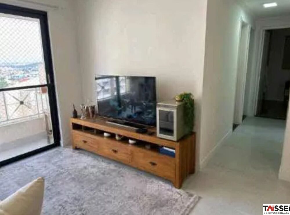 Apartamento à venda com 3 quartos, 75m² - Foto 2